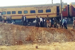 chief-general-manager-of-railways-inspected-ambikapur-railway-station