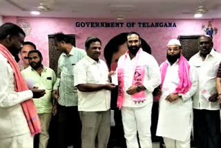 TRS membership registration program launched by mla bollam mallaiah in kodad