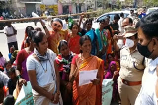 Protest demanding as ban of liquor at raichur