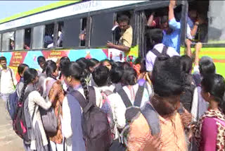 The trouble for students without buses to go to Haveri First Grade college