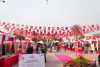 Valentine Day preparations in full at Saket Mall in Delhi