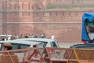 deep sidhu ikbal singh taken to red fort to recreate crime scene