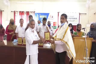 Selected farmers of Vazhakkad Grama Panchayat were honored  വാഴക്കാട് ഗ്രാമപഞ്ചായത്തിലെ തെരഞ്ഞെടുത്ത കർഷകരെ ആദരിച്ചു  അബ്‌ദുൾ റഹ്മാൻ