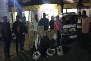 three-arrested-for-transporting-illegal-liquor-in-warud