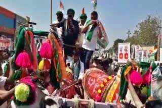 Congress activists Protest in Koppal