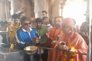 Omkareshwar reached Mahamandaleshwar Mata