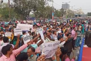 agitation of para teachers against partha chatterjee in kolkata