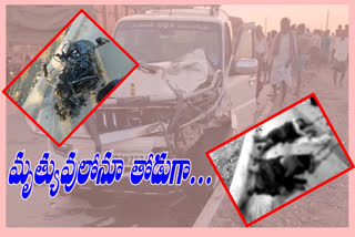 road accident at knkondla in anantapur district