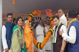 home-minister-tamradhwaj-sahu-participated-in-program-of-sahu-samaj