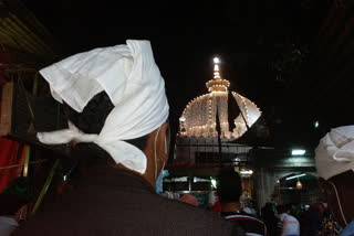 Ajmer: Crowd of devotees at Darbar Khawaja