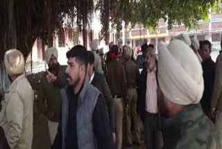 Congress and Akali clash in Fatehgarh Churia