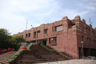 fight regarding cleanliness in jnu,  police did not get any written complaint