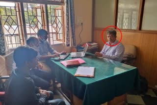 acb raids karwar officer in a bribe case