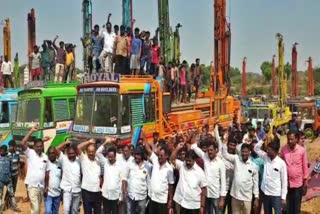 borewell-lorry-owners-strike-to-condemn-diesel-price-hike