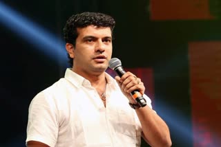 ramesh pisharadi to join congress  രമേഷ് പിഷാരടി കോൺഗ്രസ്  രമേഷ് പിഷാരടി വാര്‍ത്തകള്‍  ramesh pisharadi