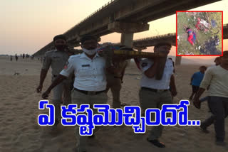 woman suicide attempt in krishna river at vijayawada