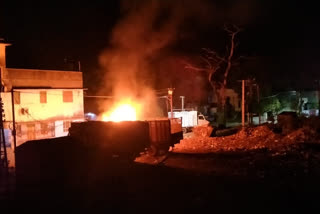 fire caught in truck in chaibasa