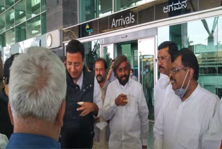 Surjewala Arrives in Bangalore