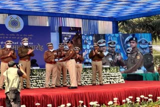 CRPF Director General AP Maheshwari honored the gallantry medal winners