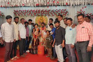 Couple in Tamilnadu get 5 litres petrol as a wedding gift