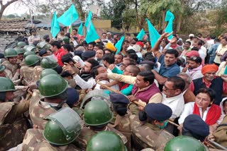 Farmers protest in arang