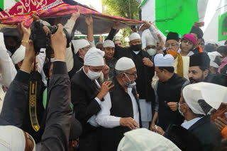 cm ashok gehlot offered chadar at ajmer dargah behalf of sonia and rahul gandhi