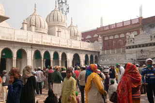 urs khwaja ceremony in khanqah e alia niazia bareilly