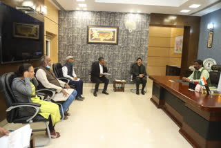 Delegation of Right to Food Campaign and Fia Foundation Met CM in ranchi