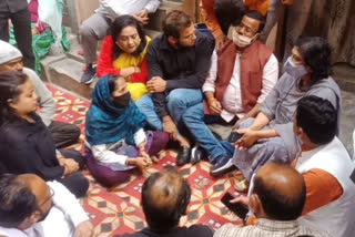 BJP national minister Alka Gurjar met Rinku Sharma family in Delhi