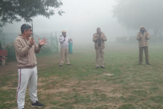 Dwarka Police made people aware by doing yoga exercises in Delhi
