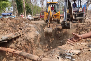 soil was eroded while digging the well in bhandara