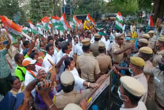 congress-protests-against-gas-price-hike