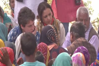 Priyanka Gandhi meets fishermen community members in Prayagraj