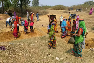 deepening of pond under donation in giridih