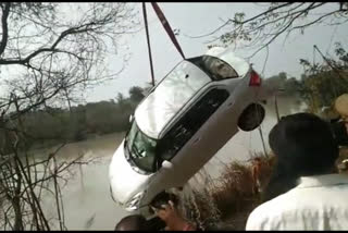 High speed car fell into river in ghaziabad