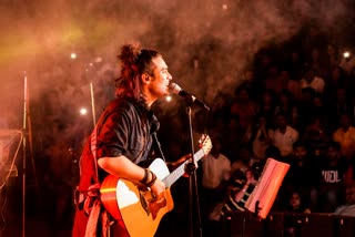 bollywood-singer-jubin-nautiyal-