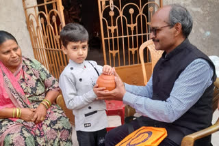 child broke piggy bank for ram mandir donation