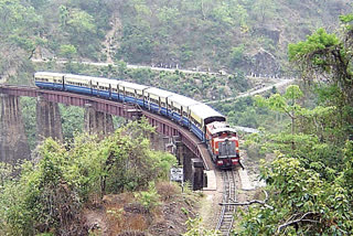 train started on Pathankot-Jogendranagar railway track after lockdown