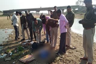 Newborn body recovered from banks of Koyal river