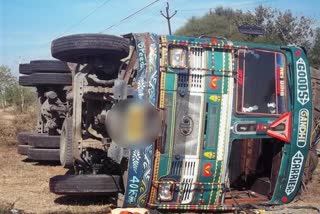 truck-accident-near-srinagar