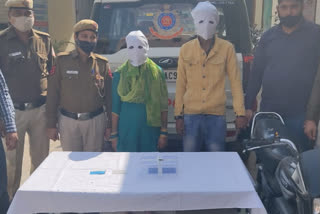 two snatchers arrested in south delhi in snatching case