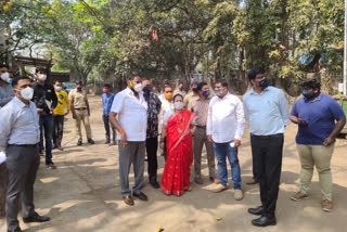 Mayor Kishori Pednekar inspected the cemetery
