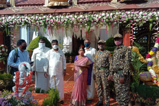 mask operation at wedding ceremonies