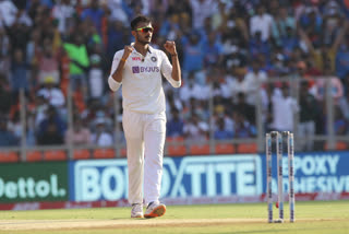 ind vs eng 3rd test : axar patel becomes 3rd bowler to take 5 wickets in first two test