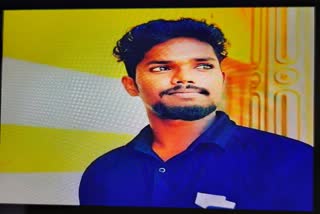 stabbed to death in alappuzha  rss worker stabbed  alappuzha rss sdpi attack  ആര്‍എസ്എസ് പ്രവര്‍ത്തകന്‍ വെട്ടേറ്റ് മരിച്ചു  എസ്‌ഡിപിഐ ആര്‍എസ്എസ് സംഘര്‍ഷം