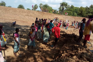 under MGNREGA payment of wages of Rs 20 point 67 lakh  in dantewada