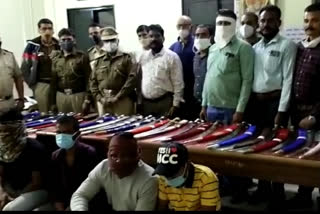 twenty one Sword and one shotgun confiscated by amravati police