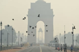 Pollution level mark crosses 300 AQI in delhi