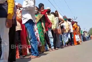 Crowd of devotees in Shirdi