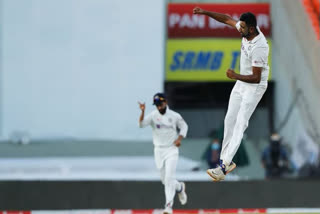 ashwin completes his 400 test wickets